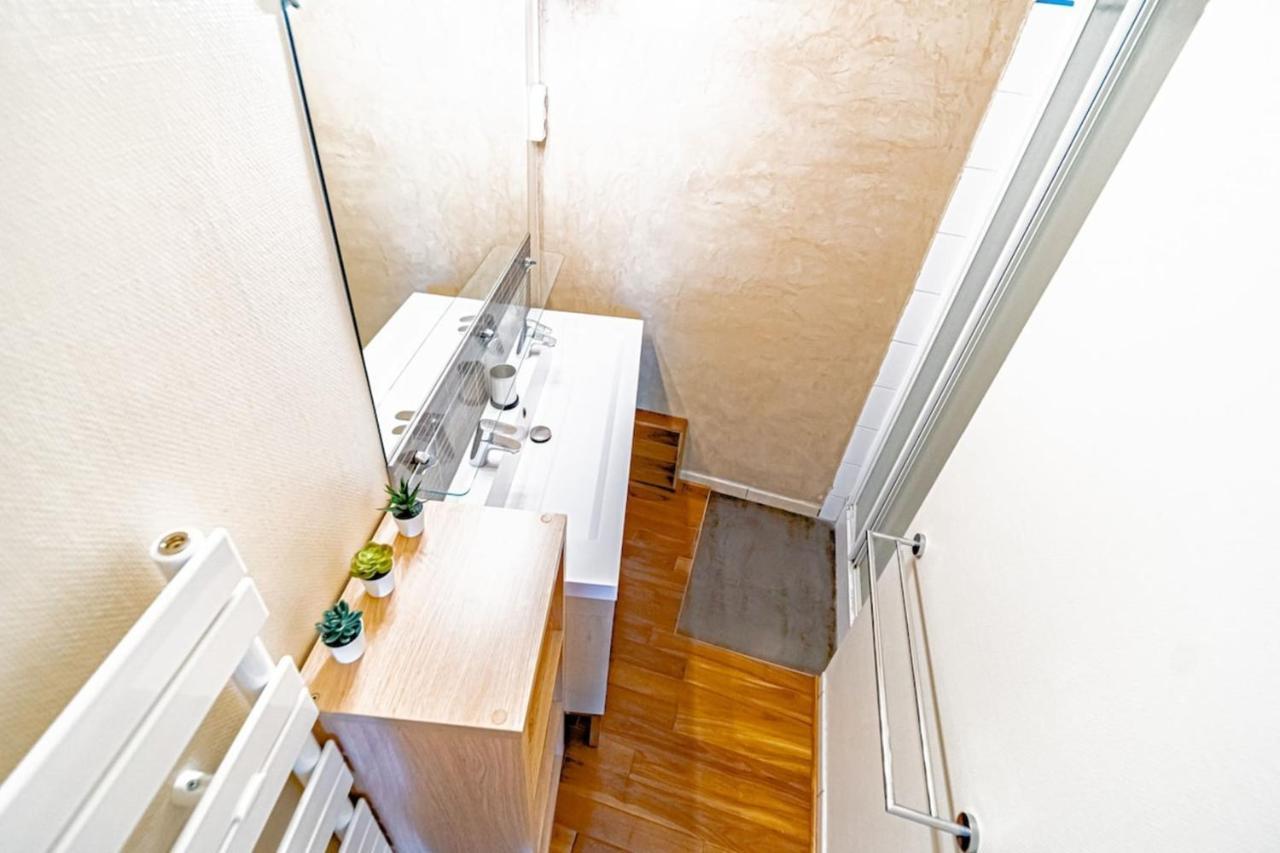 The Bertholey - 4 People - Oullins Apartment ภายนอก รูปภาพ